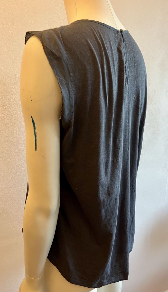 Top: Leichtes Damen Top Anthrazit mit Biesen Gr. ca. M – Usato da Zürich venduto da alm_lk65 5