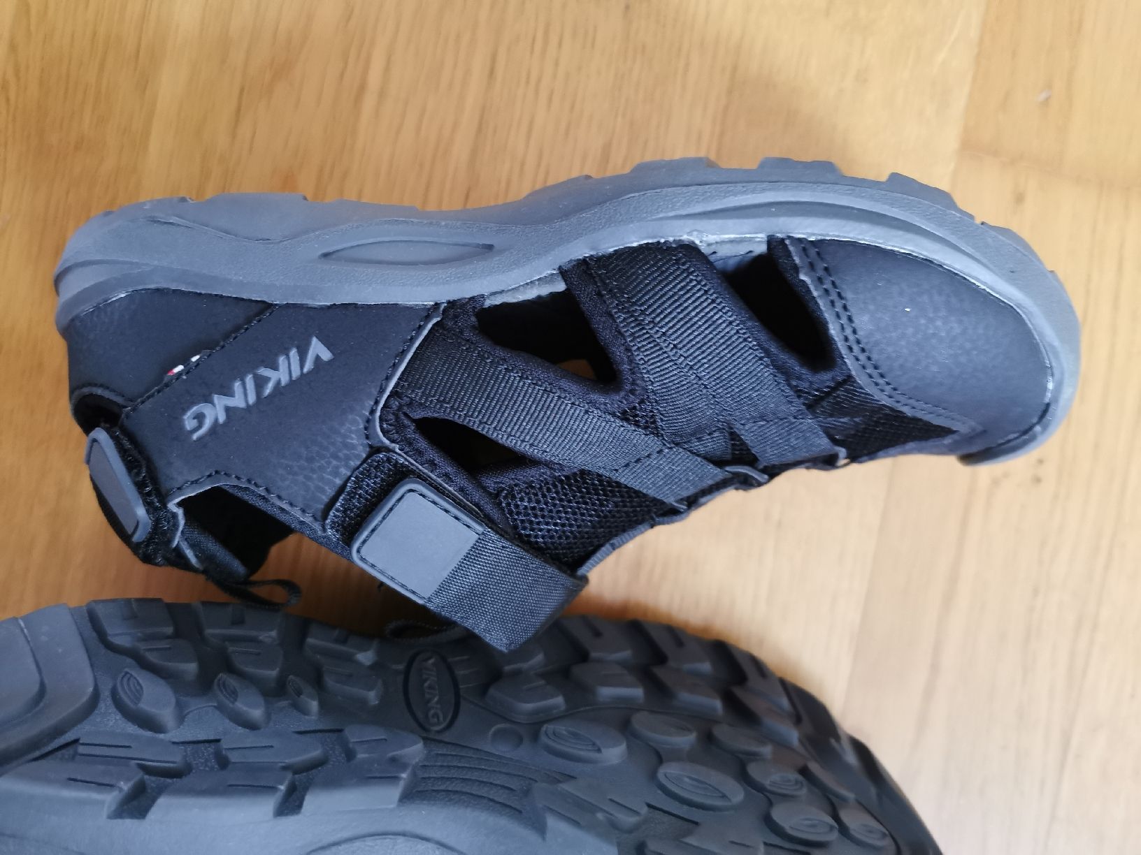 Viking Scarpe da uomo: Viking Sandalen Gr. 36 – Nuovo e nell'imballaggio originale da Sursee venduto da Ventiduese 1