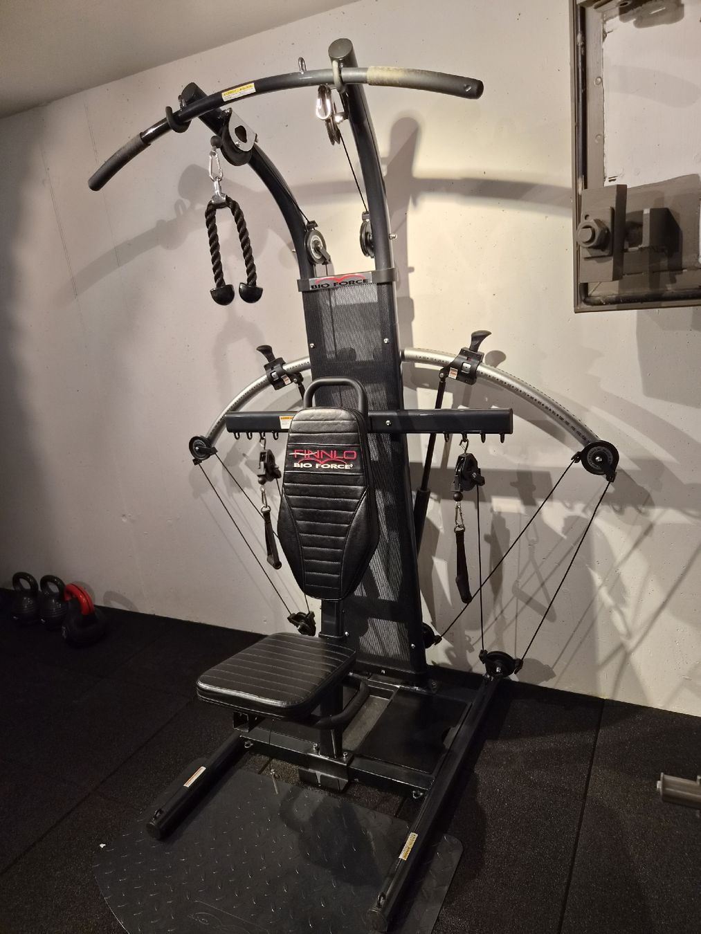 Finnlo Hometrainer: FINLO BIO FORCE Trainingsgerät guter Zustand – Usato da Urdorf venduto da Witzany 4