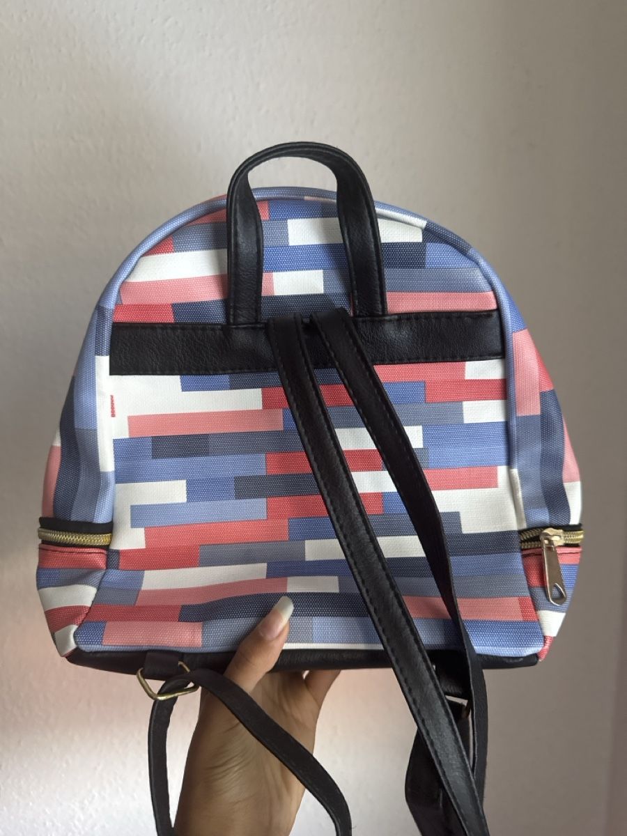 Michael Kors Zaini: Michael Kors Mini-Rucksack – Nuovo (secondo la descrizione) da Lachen SZ venduto da nil_b7ds 1
