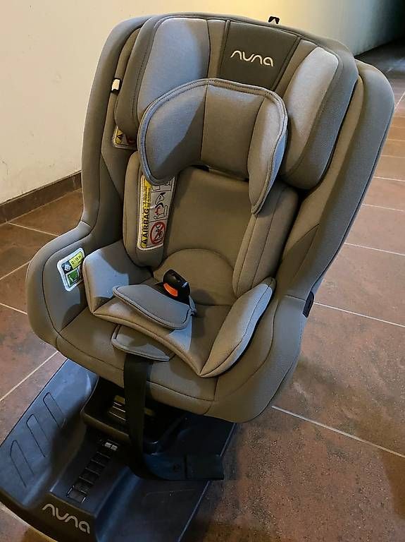 Sièges auto: Siège-auto NUNA REBL Plus i-size – D'occasion à Givisiez par daniele5151