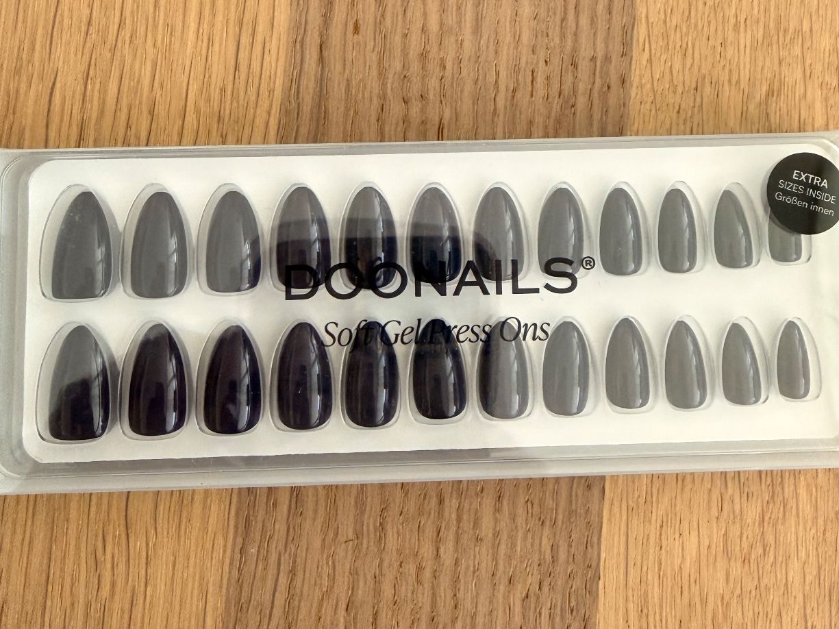 Unghie finte: DOONAILS Soft Gel Press Ons, Ocean, Short Almond – Nuovo e nell'imballaggio originale da Zollikofen venduto da S.Hontas
