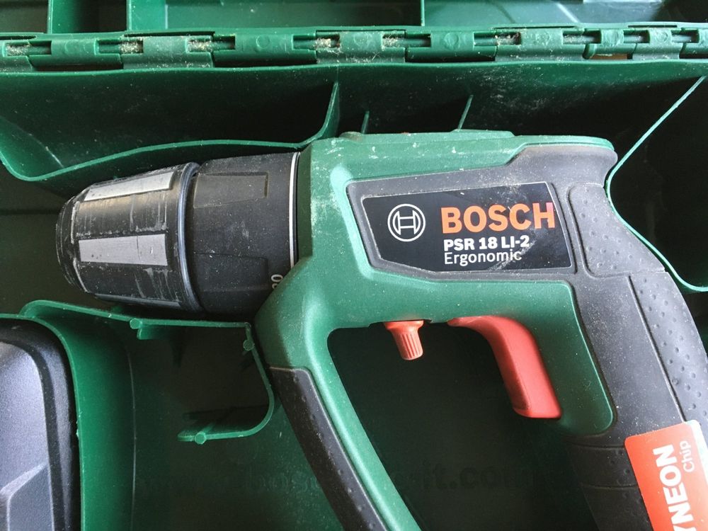 Bosch PSB 18 LI-2 Accu-slagboorschroevendraaier (2 accu's, 18 volt-systeem, in koffer