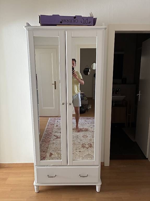 Armadi: Armoire enfant – Usato da Lausanne venduto da peterv1