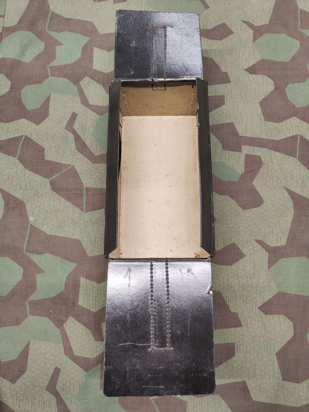 Schweizer Armee Armi bianche: Munitionsschachtel leer – Usato da Bauma venduto da SwissMilitaria 1