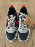 Nike Court Borough Gr. 36.5 NEU