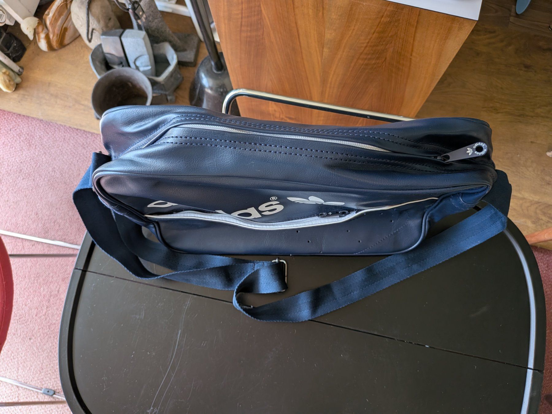 Adidas Taschen: Adidas Tasche – Gebraucht aus Emmen von magelan 1