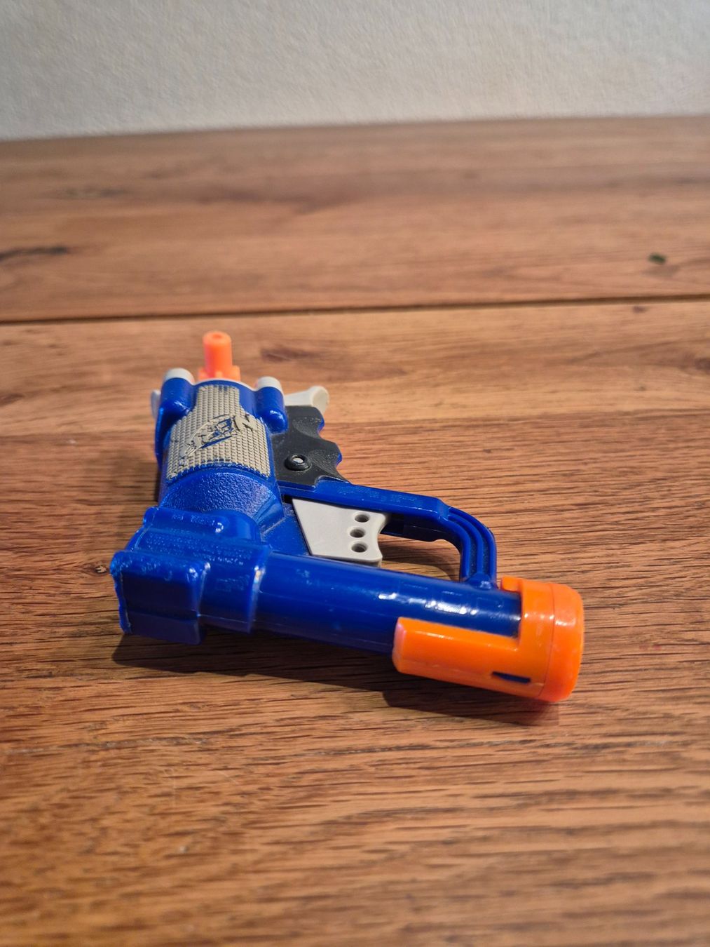 Nerf Giocattoli: Nerf Hand Pistole – Usato da Reutigen venduto da Cheeta29 1