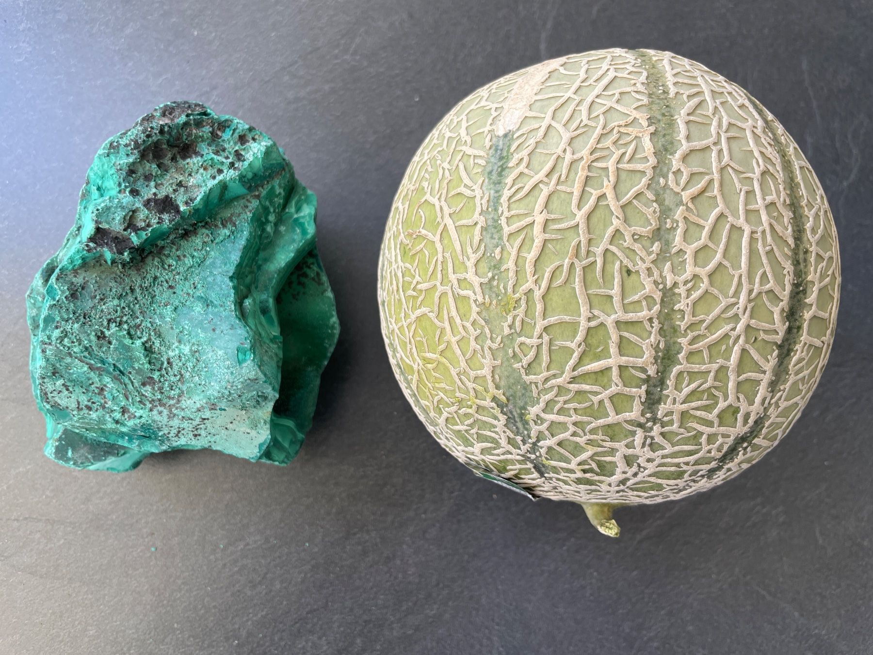 Minerali & Pietre curative: Malachit roh 1,4 kg – Nuovo (secondo la descrizione) da Winkel venduto da cma_df88 1