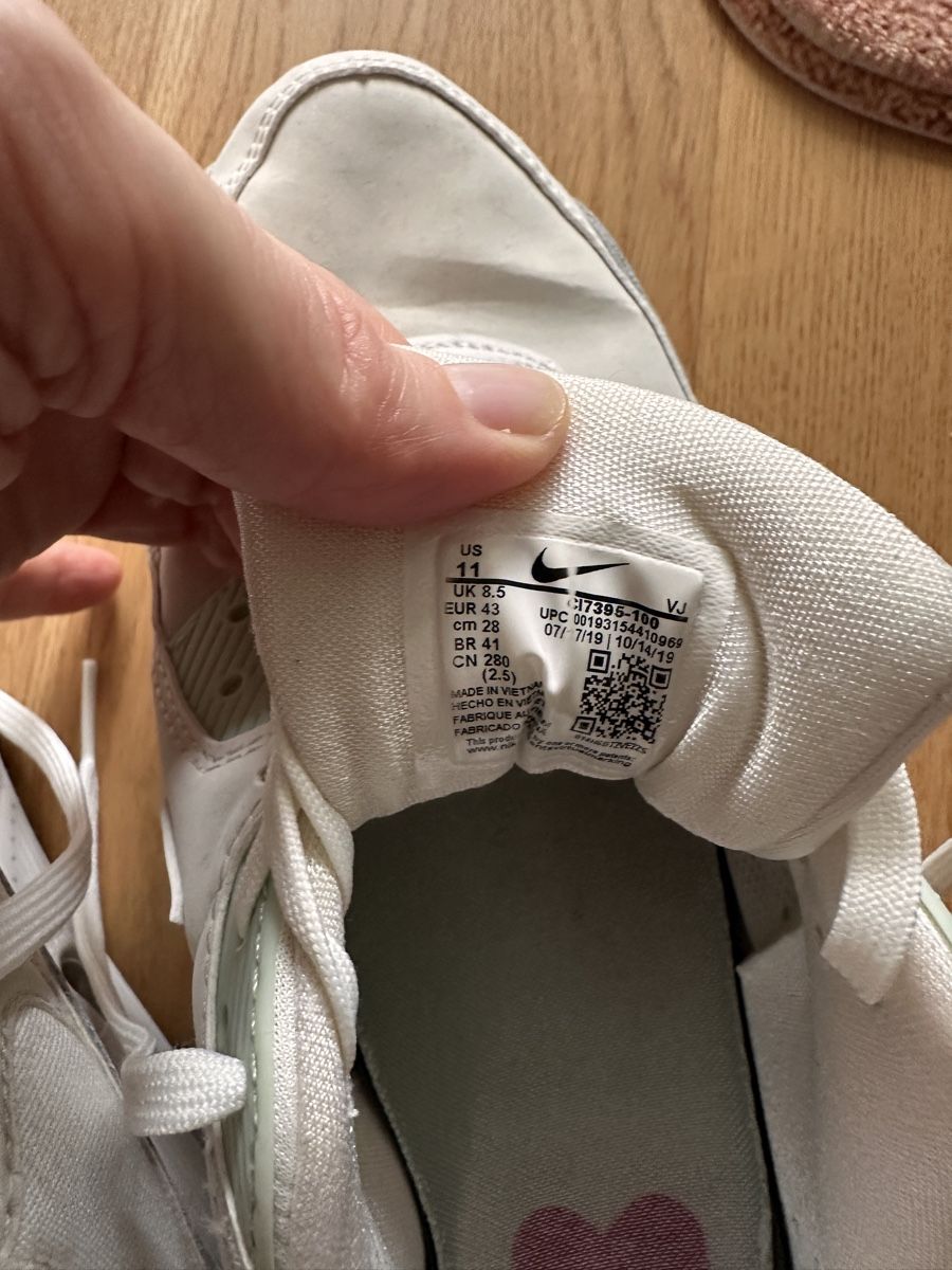 Nike Herrenschuhe: Nike Air Max 90 Sneaker Grösse 43 – Gebraucht aus Altdorf UR von 3beeri 5