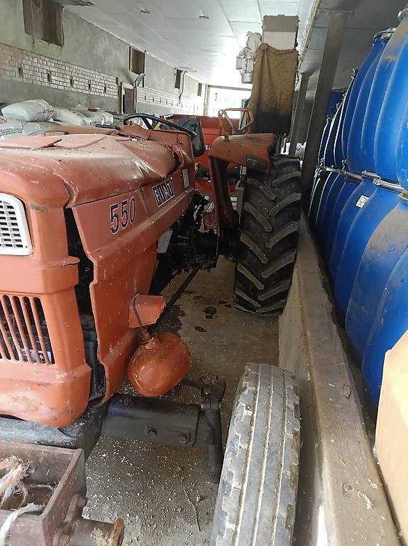 Fiat Tracteurs: Traktor Fiat 550 mit Unfallschaden – Défectueux à Baar par hirsch92 4