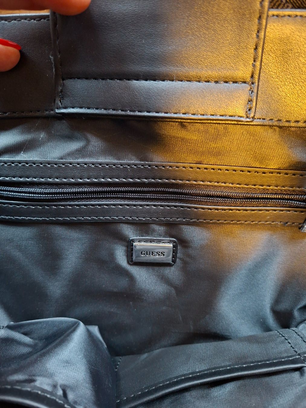 Guess Sacs: Guess Handtasche – D'occasion à Felben-Wellhausen par Cayen 2