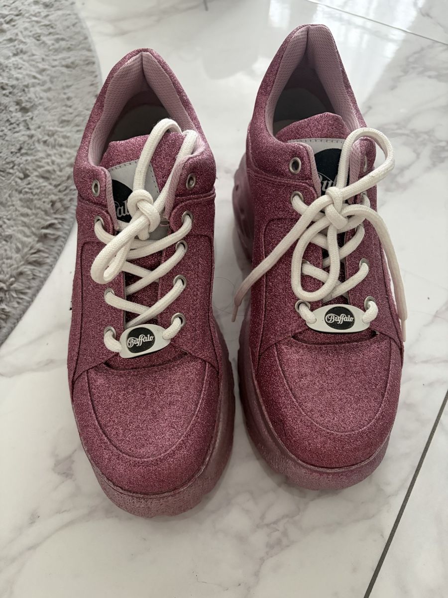 Buffalo Scarpe da donna: Buffalo Schuhe Gr 40 – Usato da Konolfingen venduto da _sunshine_ 1