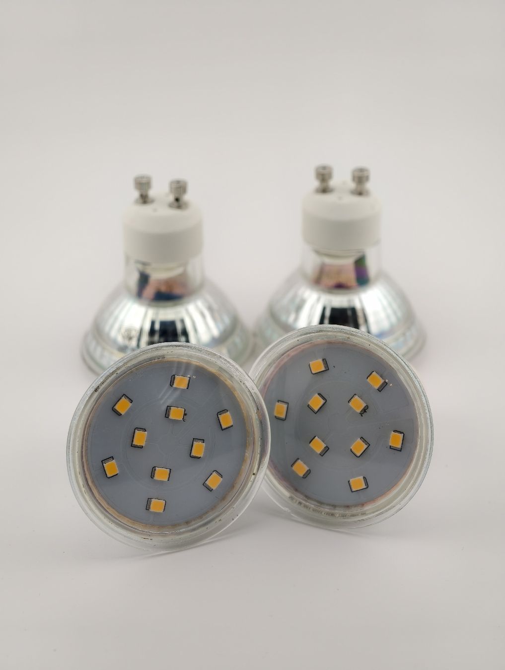 Lampade: 4x GU10 LED Spotlights Warm White – Usato da Uster venduto da TOPPRICEE 2