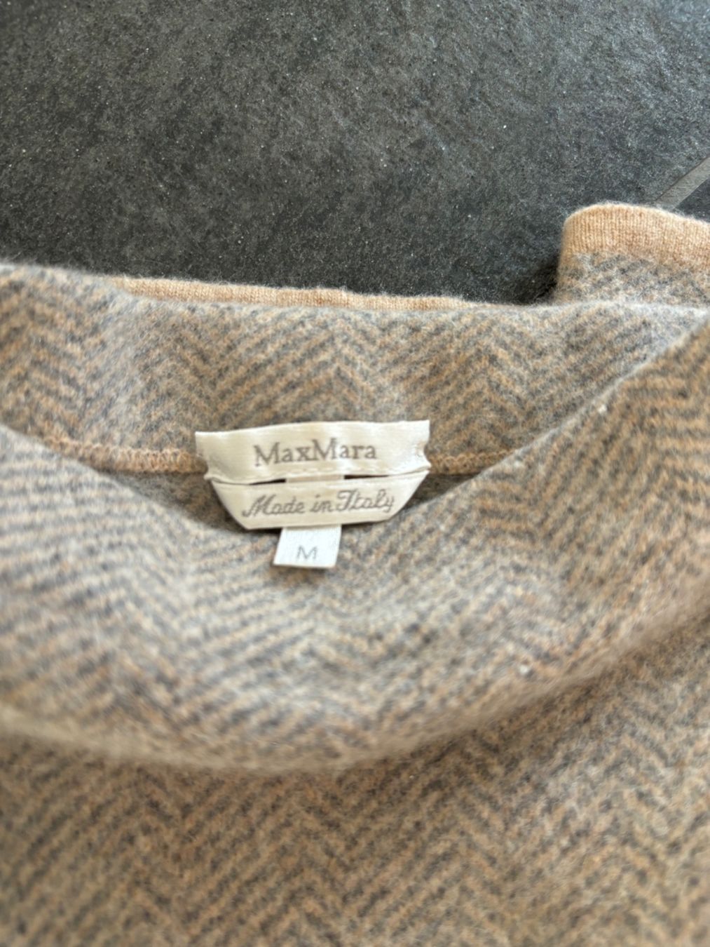 Max Mara Top: MaxMara Oberteil - Kashmir - Grau/Beige - Gr. M – Usato da Stadel venduto da Chanel_5
