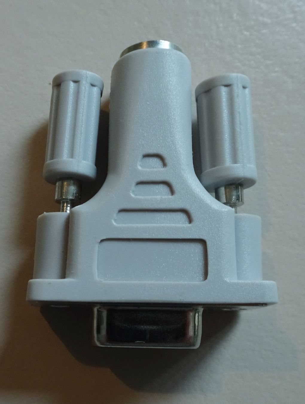Laufwerke & Adapter: PS/2 Maus Adapter auf Serial Port – Gebraucht aus Lausanne von jag_sj6f