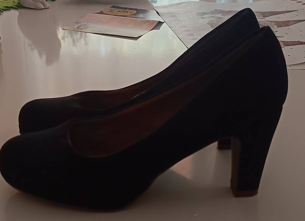 Scarpe da donna: Neue Pumps gr.39 schwarz  – Usato da Staufen venduto da mar_wf6r 1