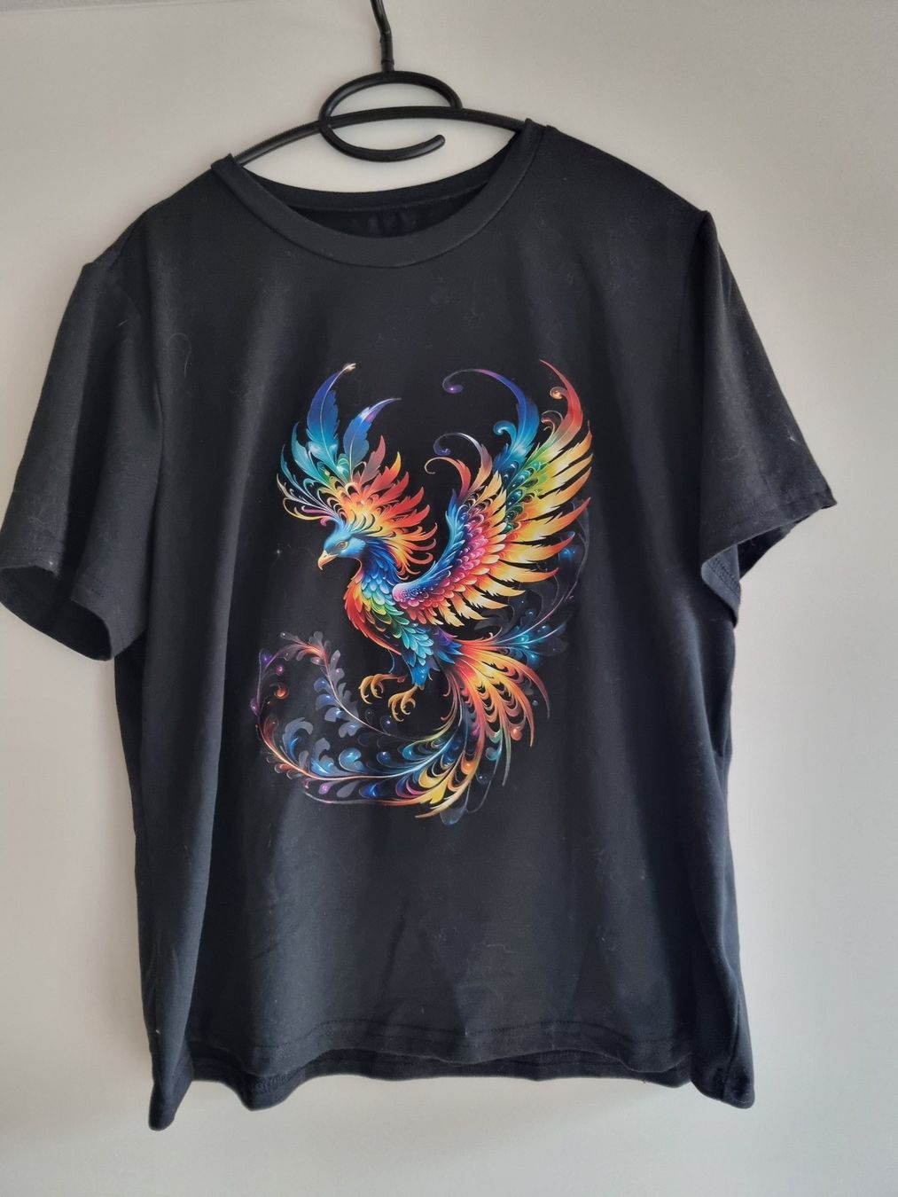 T-shirt: Schwarzes T-Shirt mit Phönix-Print, Grösse M – Usato da Waltenschwil venduto da Larache90