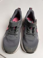 Nike Sportschuhe Gr. 27,5