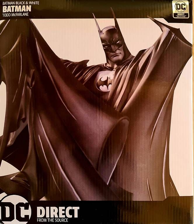 Statuette: Batman Black & White Statue - Todd McFarlane 1.0 Version! – Usato da Ittigen venduto da joel91 1