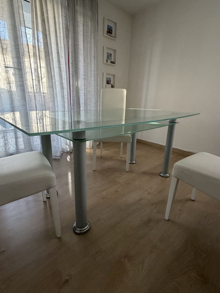 Tables: Tisch - Glastisch – D'occasion à Glattbrugg par man_6zpg 1