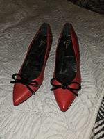 Escarpins rouges avec noeud papillon T39,jamais portée