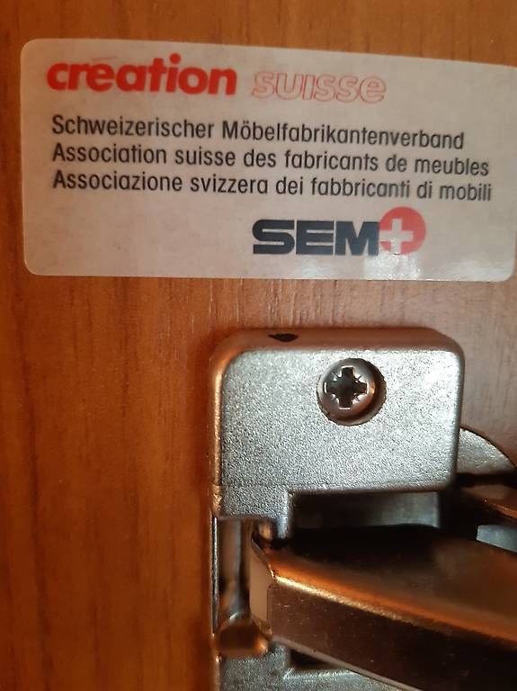 Armadi: Kleiderschrank  – Usato da Obfelden venduto da Krok1 2