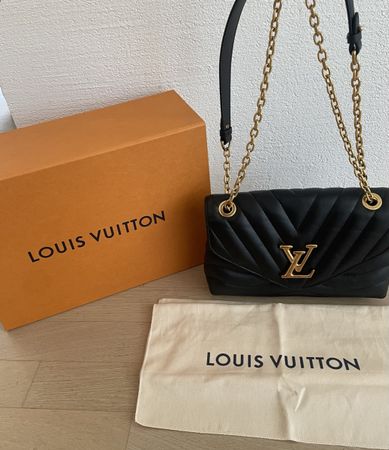 🖤Louis Vuitton New Wave Chain Bag🖤
