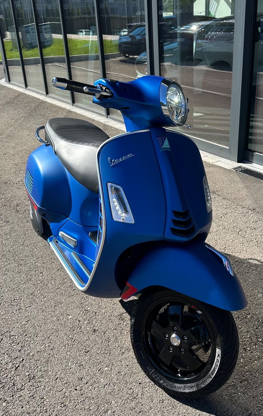 Vespa Scooter: Vespa Gts 300 HPE – Usato da Kreuzlingen venduto da Filip01