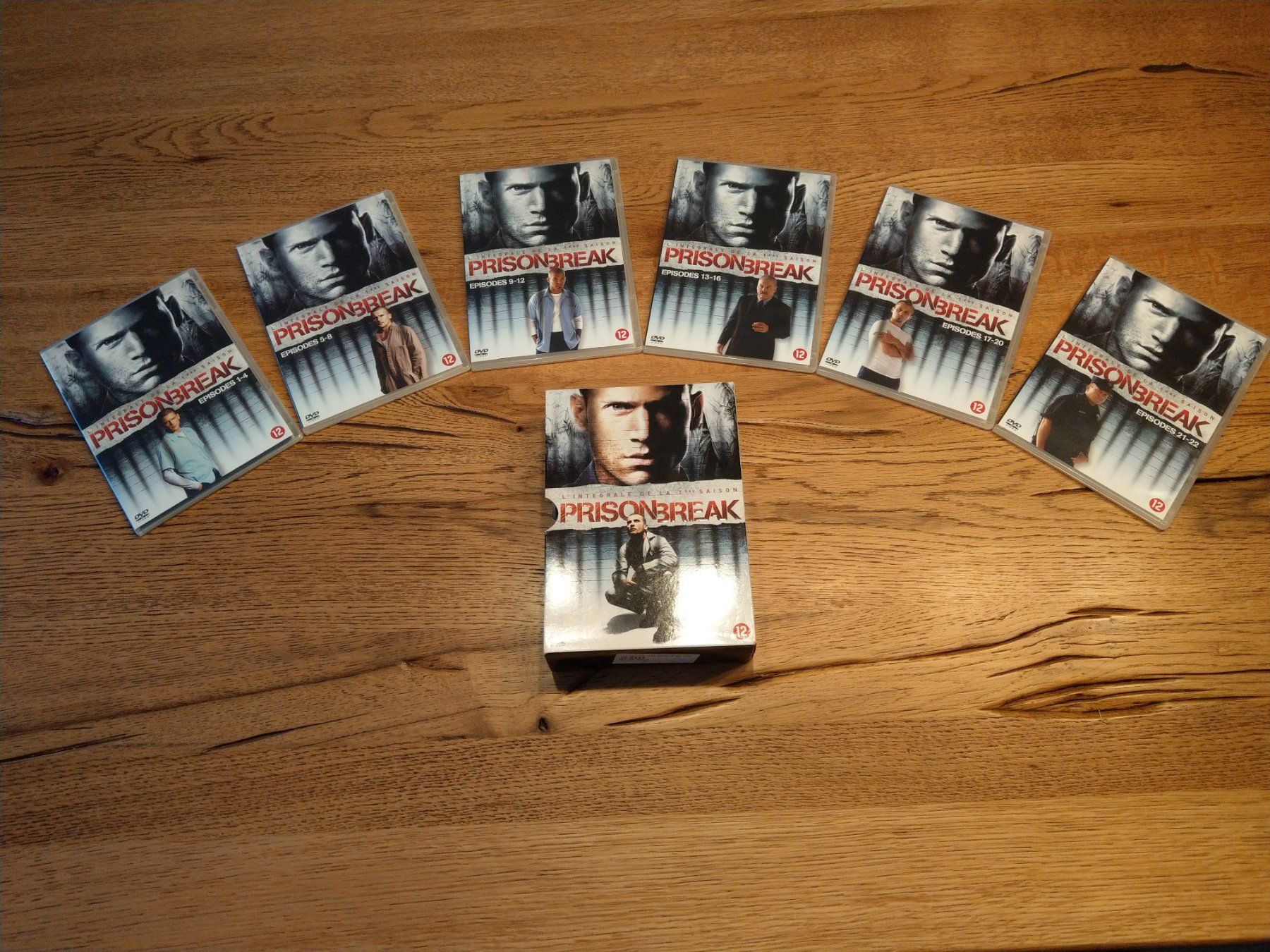 Tutti i DVDs: Prison Break saison 1 – Usato da Neyruz FR venduto da Akaraion-KFT
