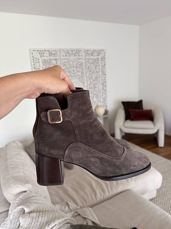 Chie Mihara Damenschuhe: Chie Mihara Stiefelette, Gr. 40 – Neu (gemäss Beschreibung) aus Meilen von SabrinaK1992