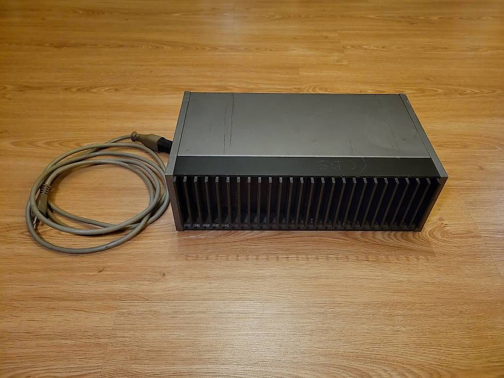 Quad Amplificatori: Ampli Quad 405-2 – Usato da Yvonand venduto da Virgoraph31