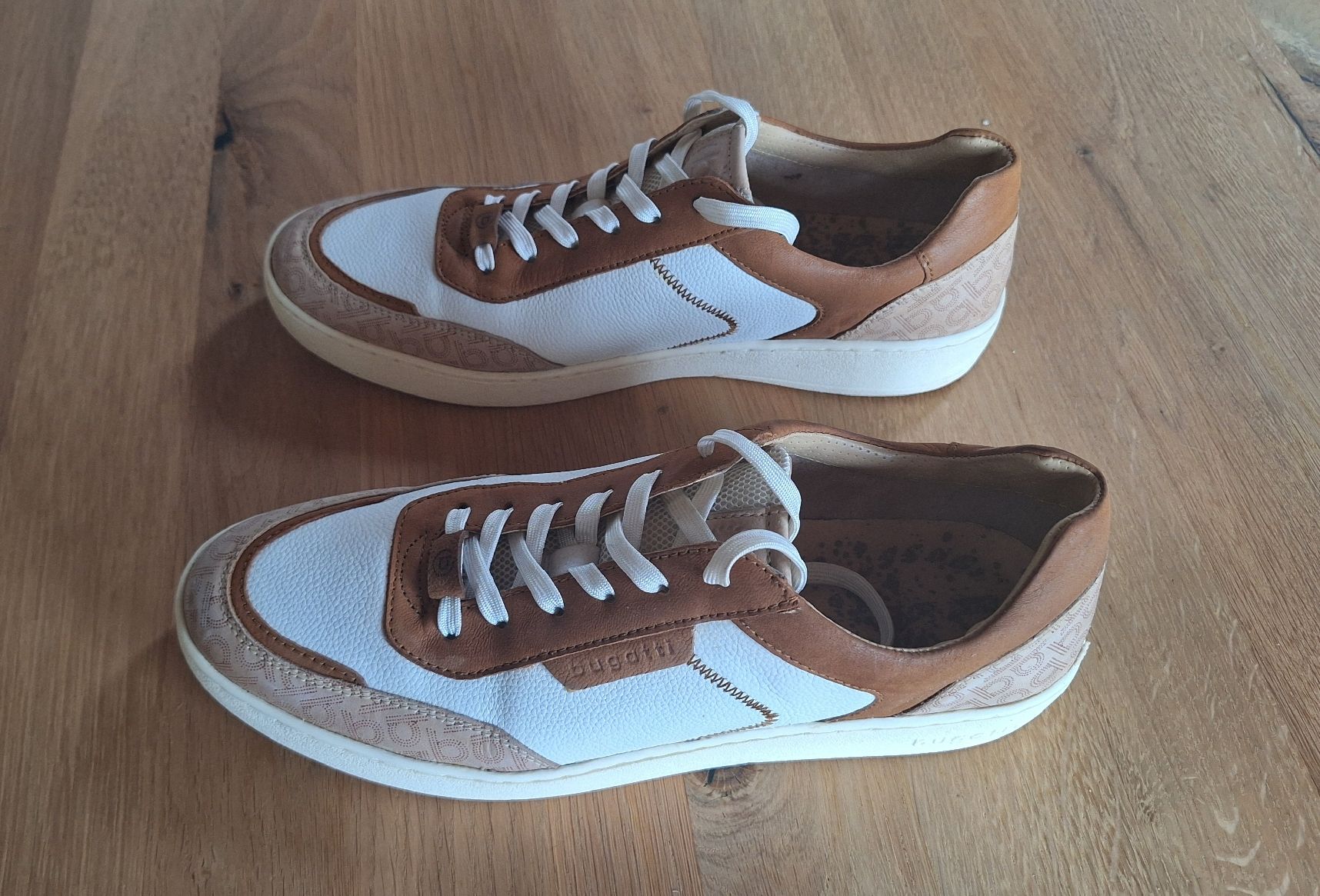 Bugatti Damenschuhe: Bugatti Damen-Sneakers Grösse 41 – Gebraucht aus Sempach von berglady30 1