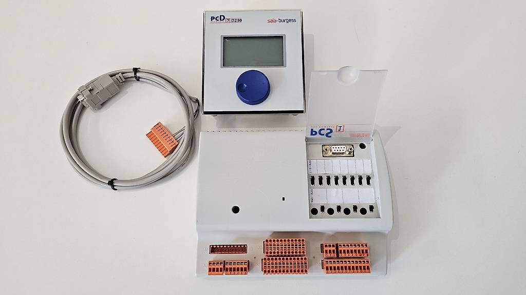 Sistema di controllo: Saia SPS Controller PCS1.C822 – Usato da Wolfisberg venduto da Wolfberg15 1
