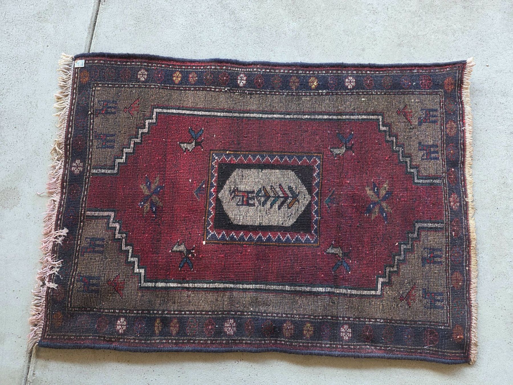 Teppiche: antiker Orient Teppich 120 cm x 87 cm – Gebraucht aus Walterswil BE von Lonitti 8