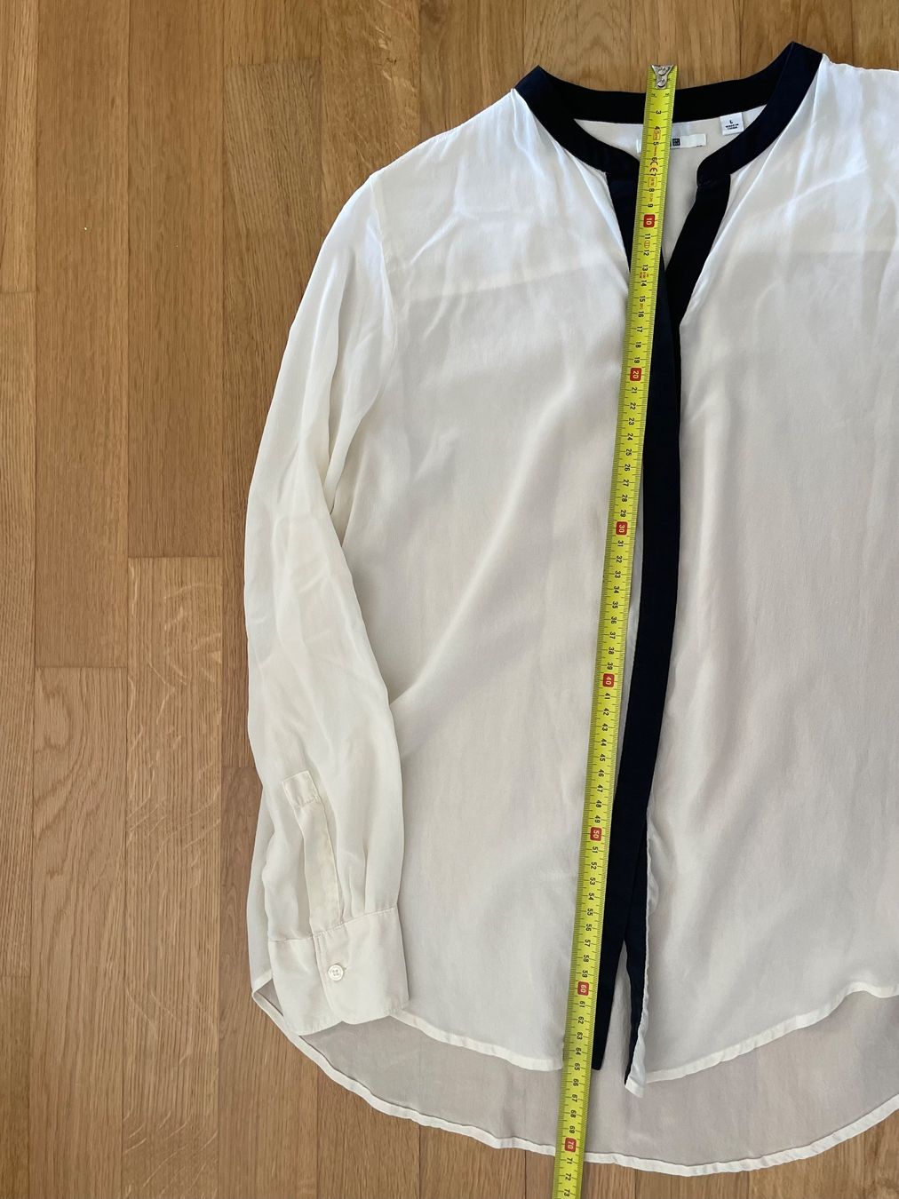 Uniqlo Chemisiers: Bluse UNIQLO – D'occasion à Zürich par Keks18 3