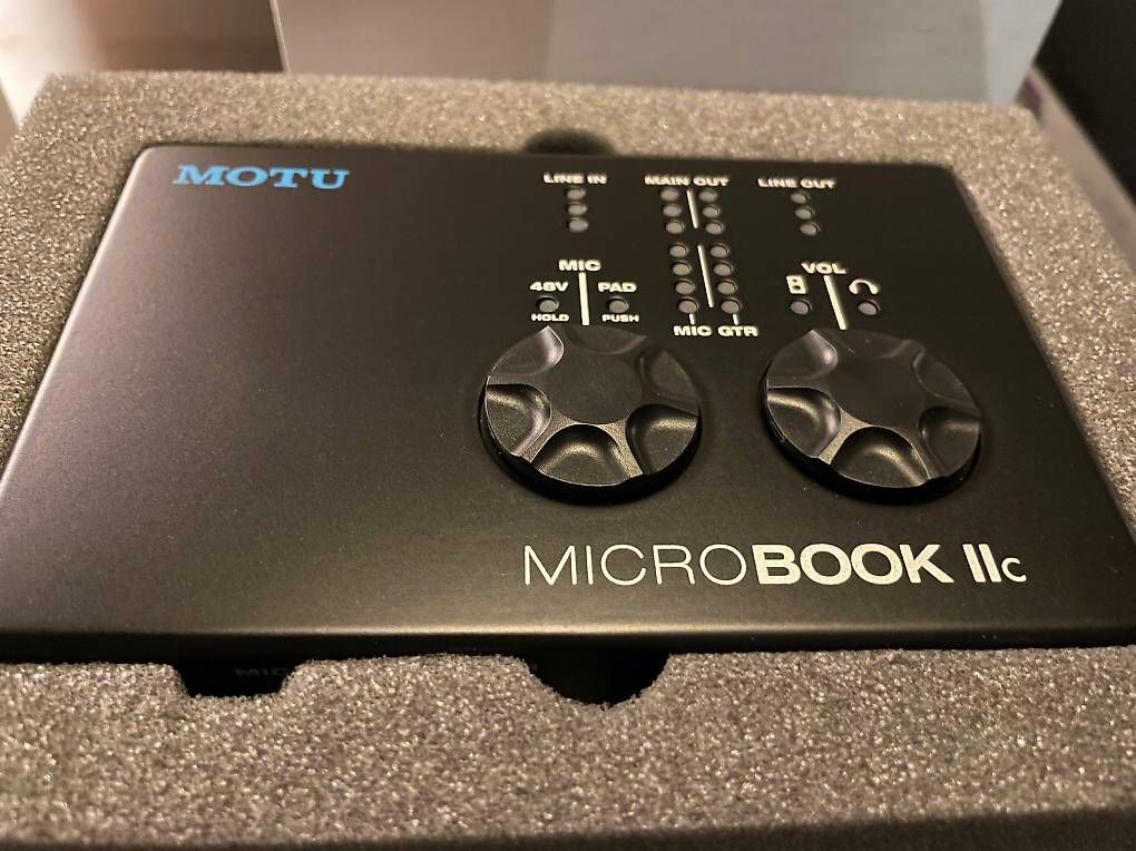 Studioequipment: MOTU MicroBook IIc (USB Audiointerface) - neu – Gebraucht aus Uster von ste.rue