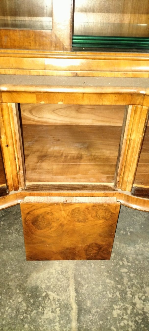 Vetrine: Glasvitrine Biedermeier – Usato da Altdorf UR venduto da Baere.58 7