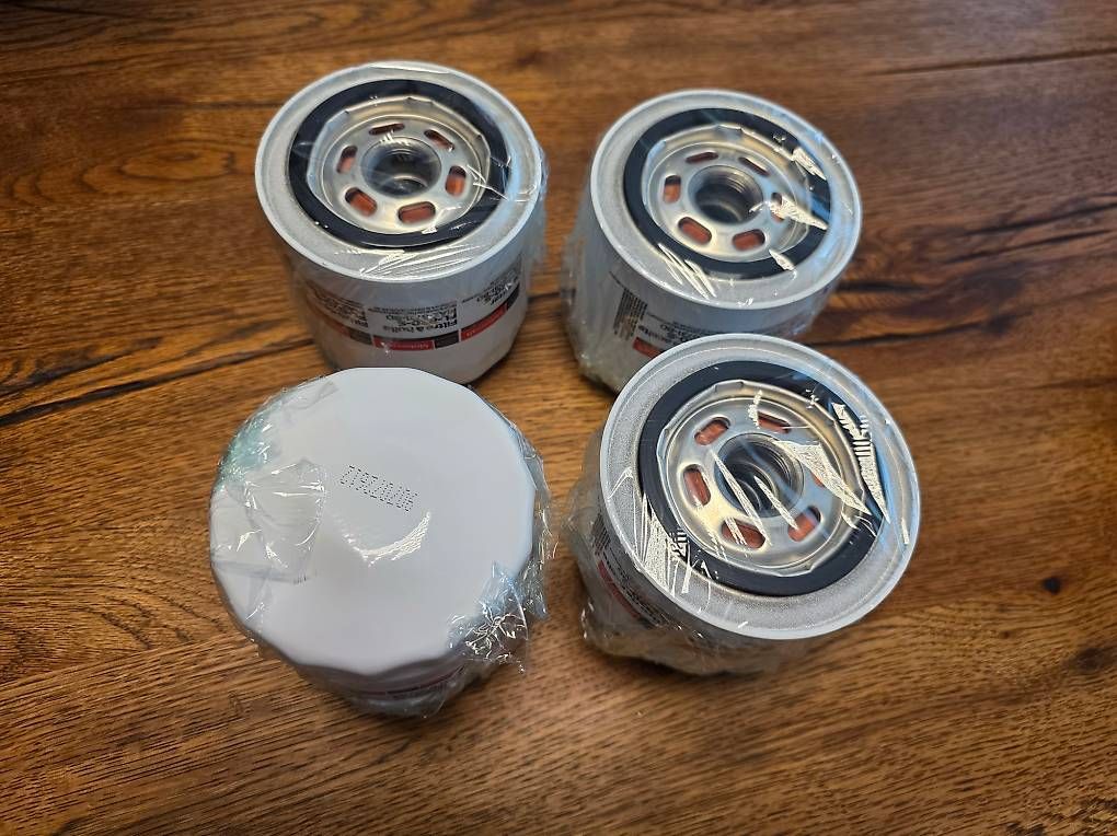 Tutti pezzi di ricambio auto: Motorcraft Ölfilter FL-820-S – Nuovo e nell'imballaggio originale da Brunnen venduto da 13-62 2