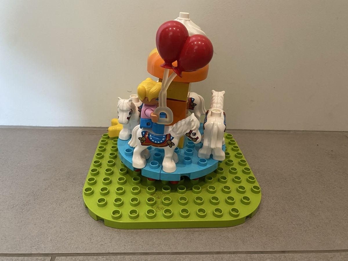 Lego Jouets: LEGO Duplo Jahrmarkt – D'occasion à Zürich par rotschwarzkaeppchen 2
