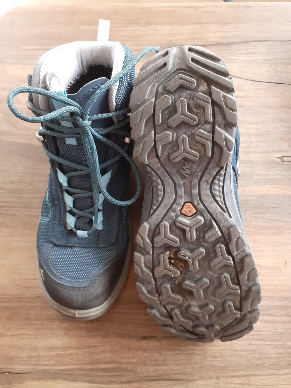 Schuhe für Jungen: Wanderschuhe Gr. 36 – Gebraucht aus Chur von Knuffer