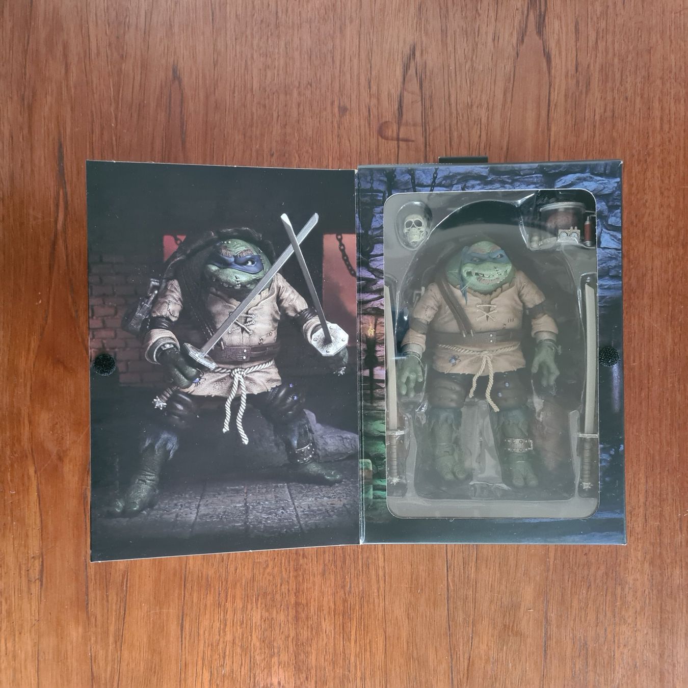 Statuette: TMNT Universal Monsters Leonardo as The Hunchback NECA Neu – Nuovo (secondo la descrizione) da Zürich venduto da Wickeddude 6