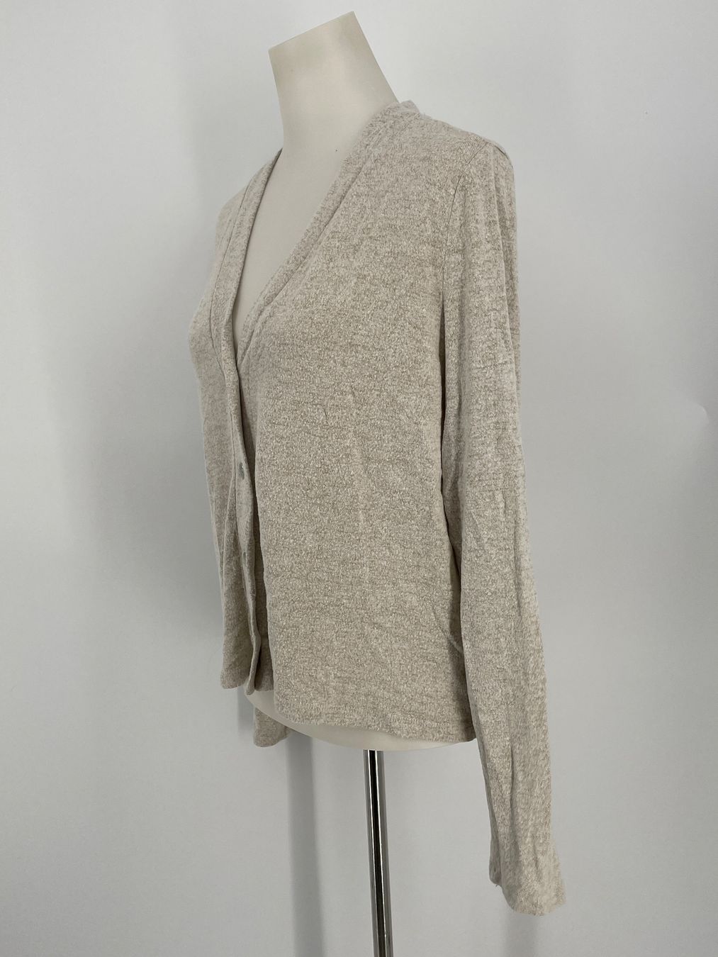Maglioni & Felpe: Strickjacke, Cardigan Gr. M Chicorée – Usato da Auenstein venduto da moin. 1