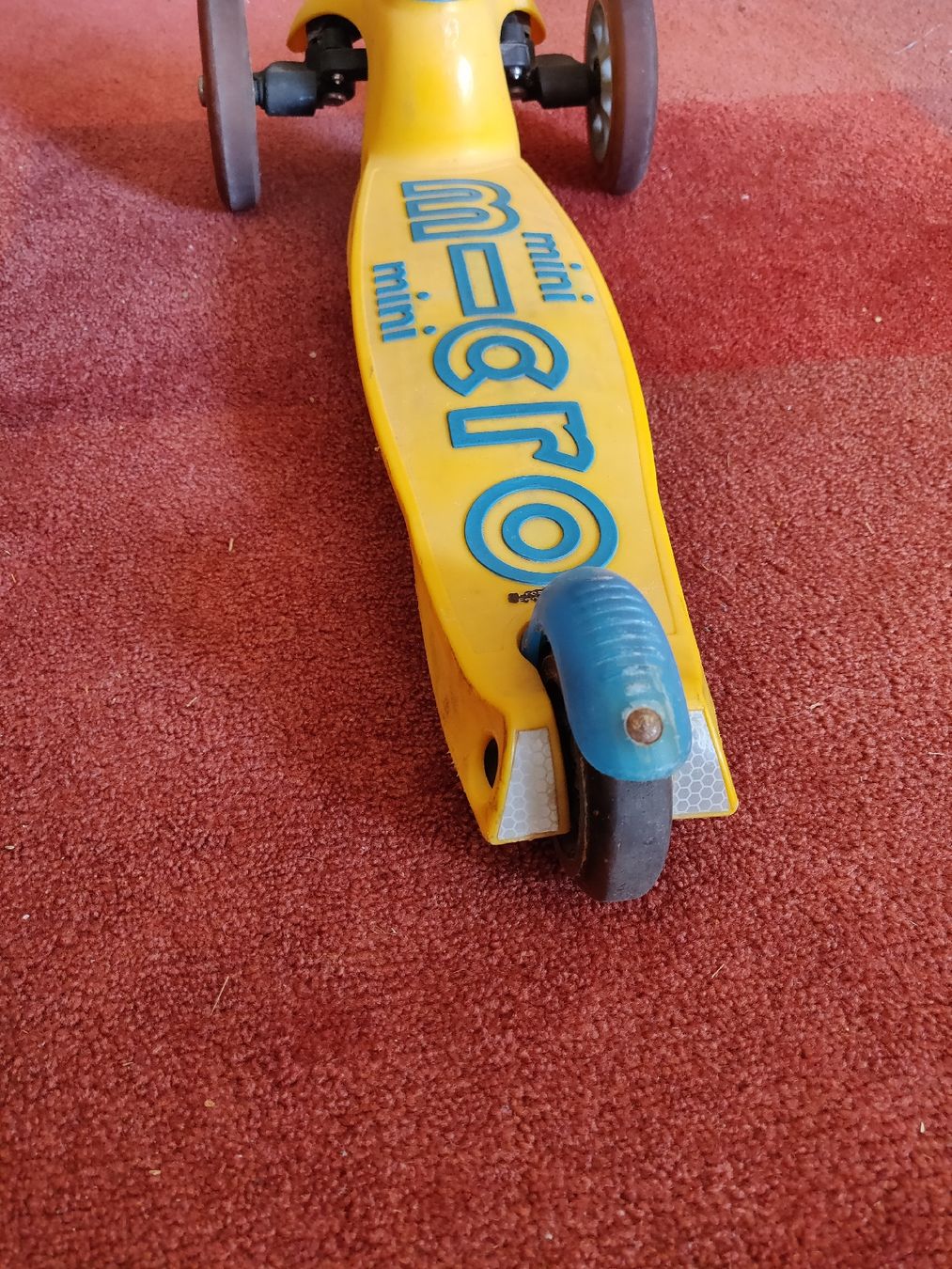Micro Fahrzeuge für Kinder: Kinderroller Micro Mini gelb guter Zustand – Gebraucht aus Baden von vongillus 4
