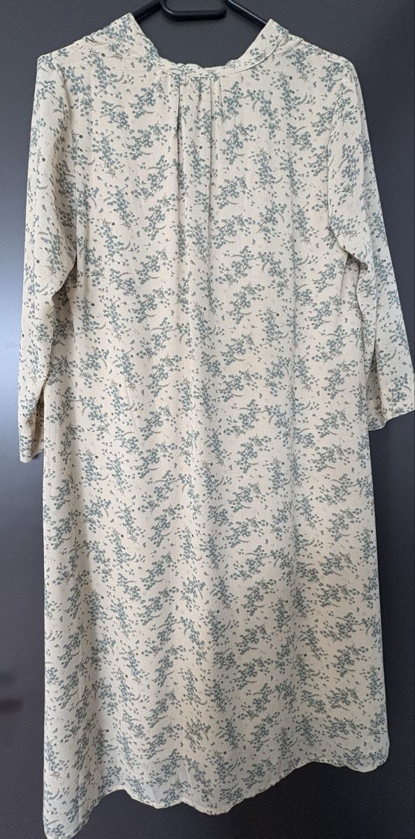 Robes: Sommerliches Blumenkleid – Neuf (Voir description) à Embrach par ale_v5qn 2