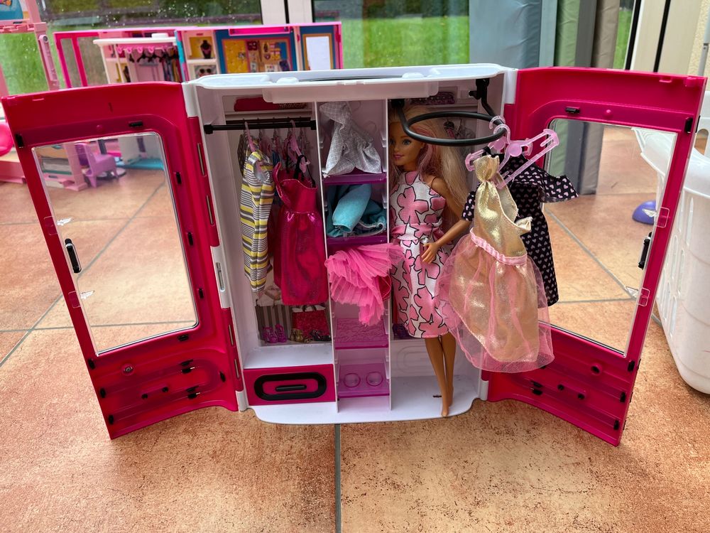 barbie schrank