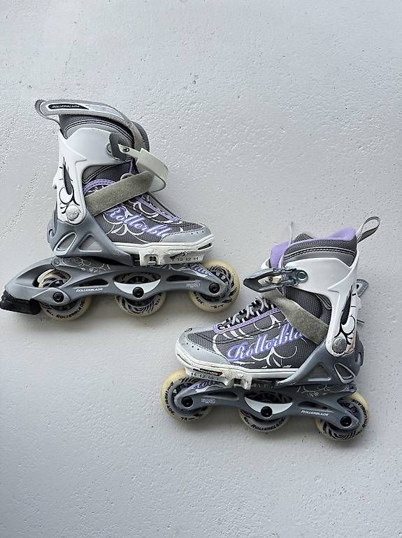Pattini in linea & Pattini a rotelle: Inline Skates Mädchen Grössenverstellbar 28 - 32 – Usato da Birmensdorf ZH venduto da Nina018