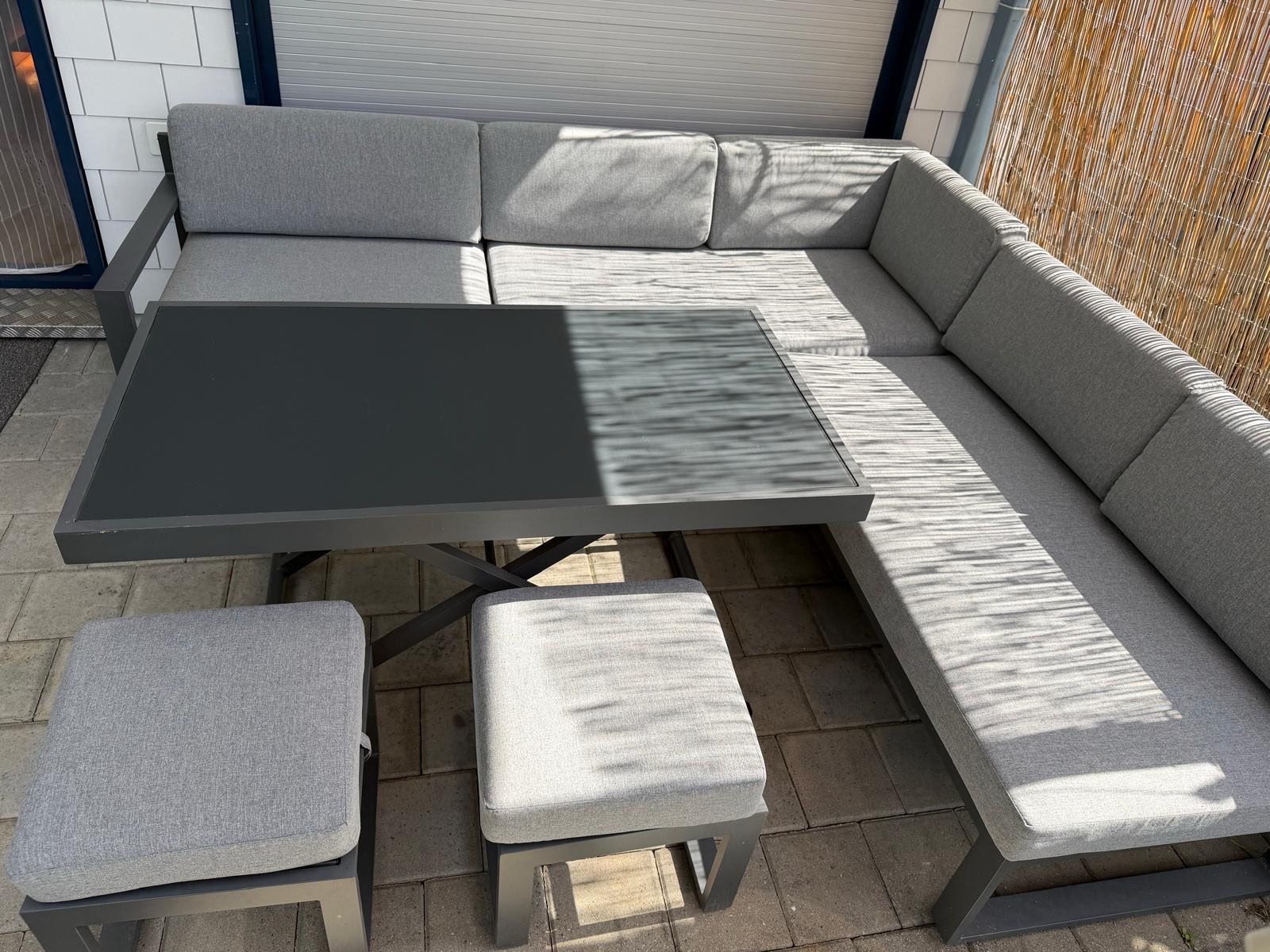 Conforama Sofas: Gartenlounge inkl. Couchtisch – Gebraucht aus Zürich von ali_dc8g 1