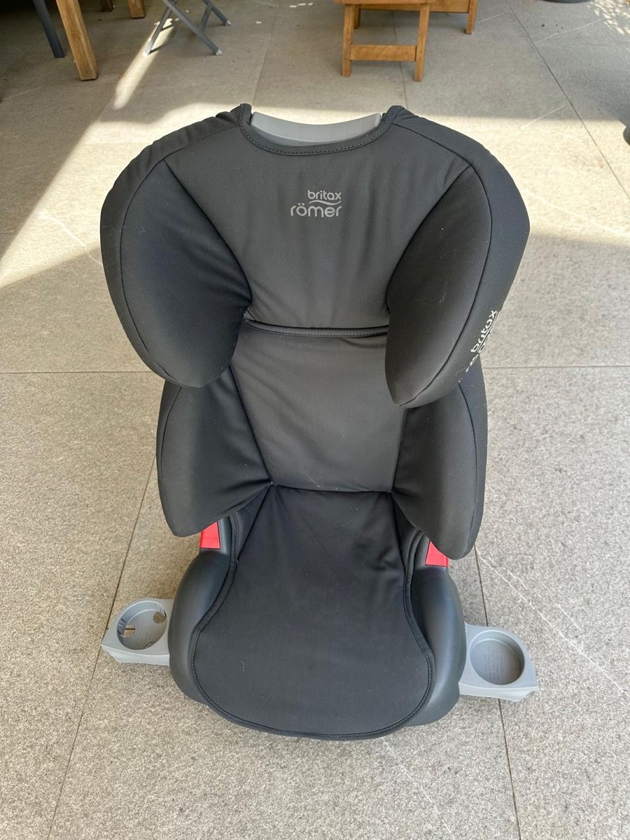 Britax Römer Seggiolini per auto: Britax Römer Autokindersitz zu verschenken – Usato da Küsnacht ZH venduto da sehnsucht01