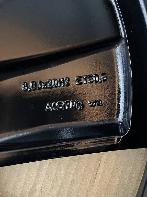 Cerchioni: Volvo CX40 Alufelgen – Usato da Heitenried venduto da Hbernmobil 2